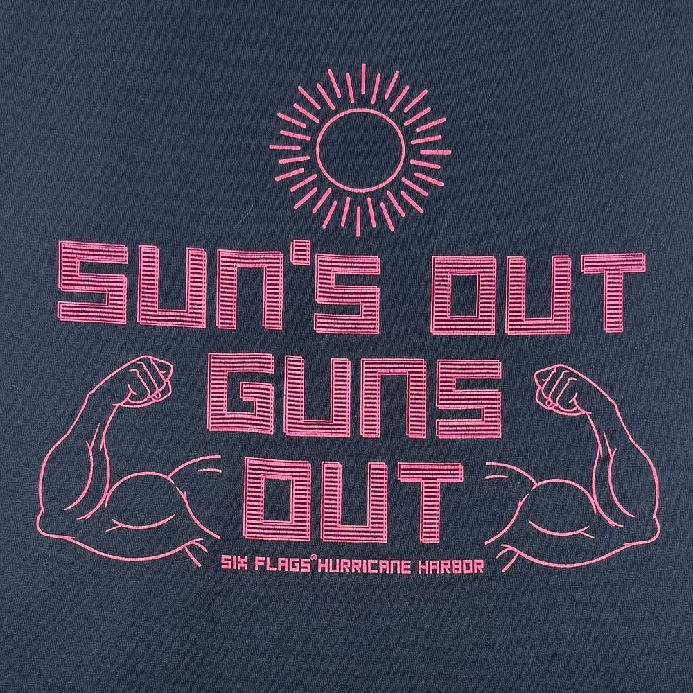 VTG 90s Six Flags Magic Mountain Tank Top Suns‎ Out Guns Out Graphic